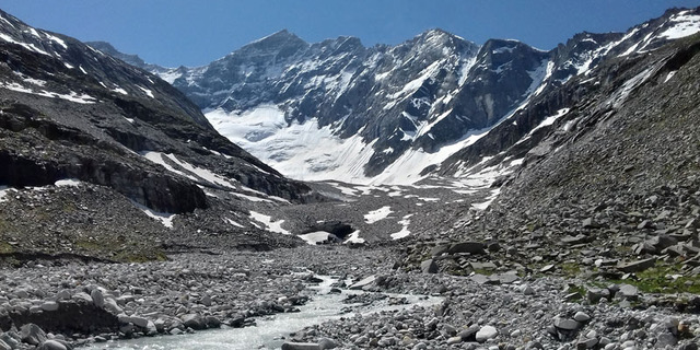 Experts warn about effects of melting glaciers downstream